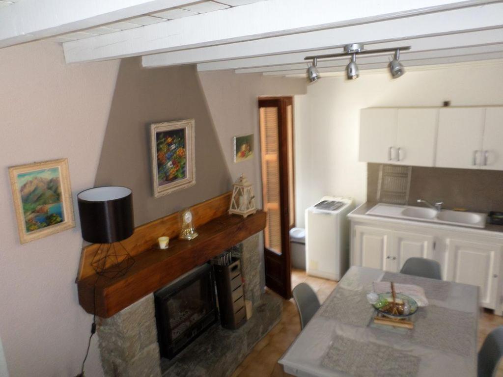 Appartement De Charme Entre Mer Et Montagne Sollacaro Zewnętrze zdjęcie